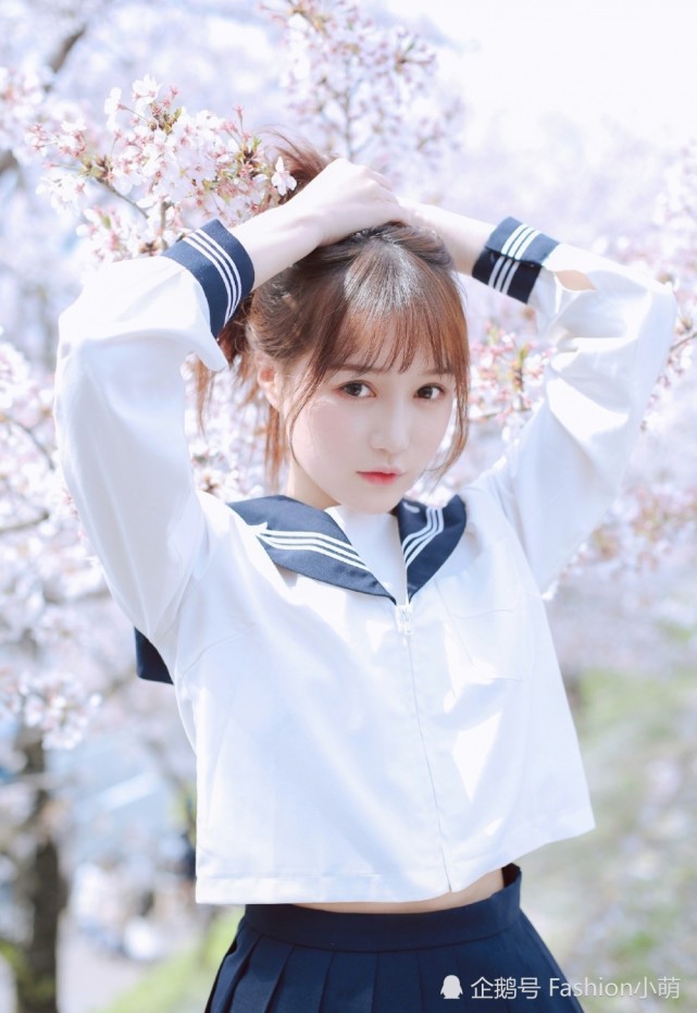 樱花下的校服女孩,是否还记得那份纯真