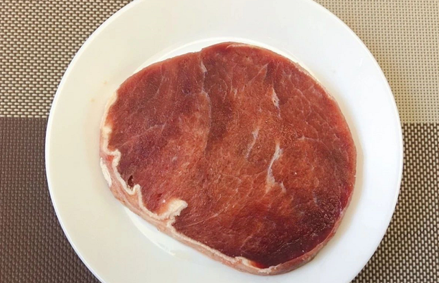 不会做牛排?大叔教你香煎牛排,香气扑鼻,鲜嫩味美,家人爱吃!