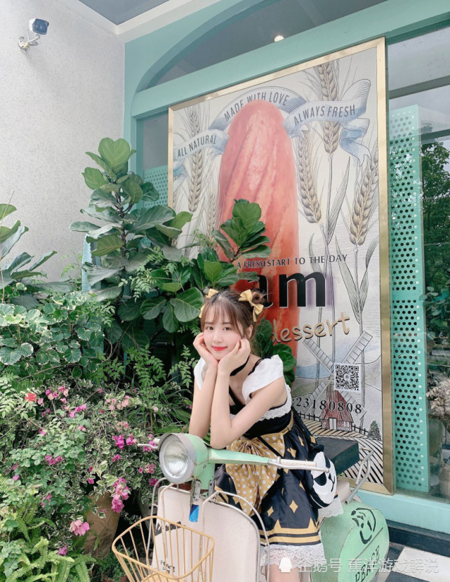 蕉洋:和平精英浪漫波比套装女装真人cosplay小姐姐超美