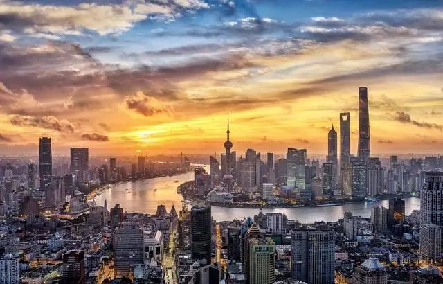 贸易进出口总额大于GDP_进出口贸易图片(3)