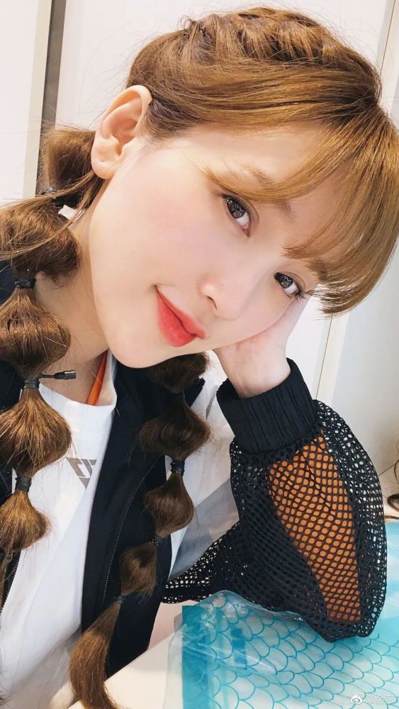 金莎带秤吃饭？！女明星也太严格了一点8……