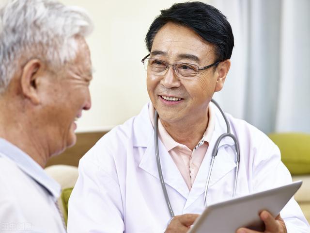 糖友30多岁，糖化血红蛋白高达11，查出糖尿病肾病，医生说都怪没重视