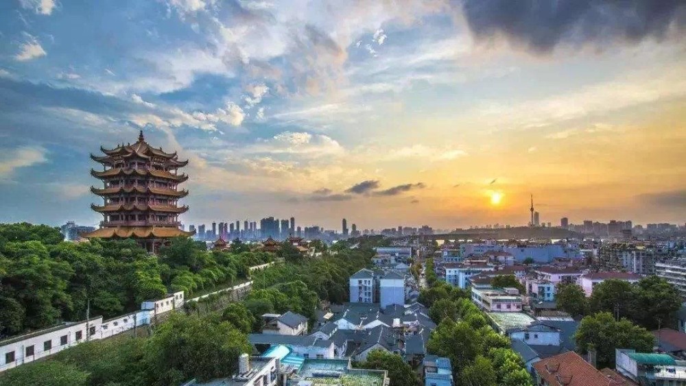 武汉二手房市场遇冷，新房销售4万套！冰火交融，武汉楼市还好吗？