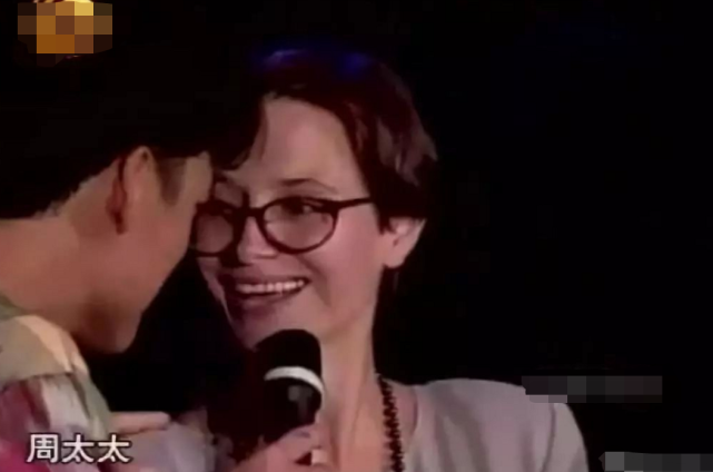 周华健和他的美国老婆:被嘲夫妻像母子,如今34年仍不