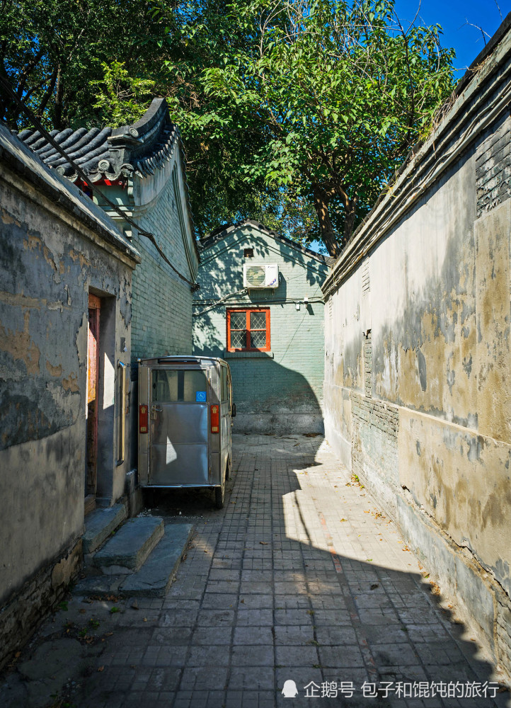 北京东城方家胡同,盛夏寻访一座已成大杂院的王府,13号院的秘密