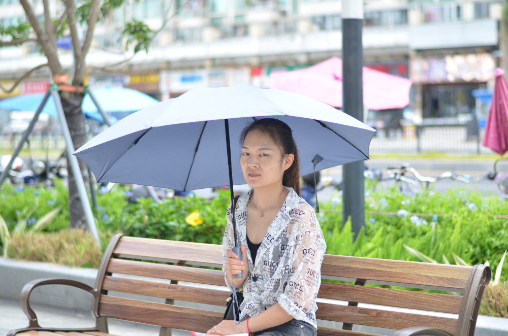 雨伞发展简史：从树叶遮雨到智能雨伞，雨伞可能是进化最慢的产品了