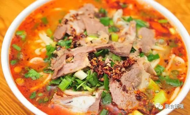 一碗面下肚超级美味,色香味俱全|色香味俱全|河南|饸饹面|羊肉汤|面团
