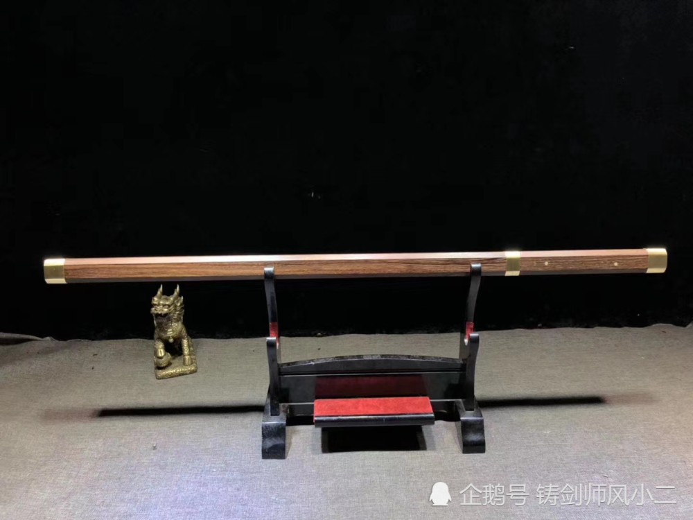 26寸长款高性能系列弹簧钢手工包铜鸡翅木八面唐横刀一圣贤唐刀