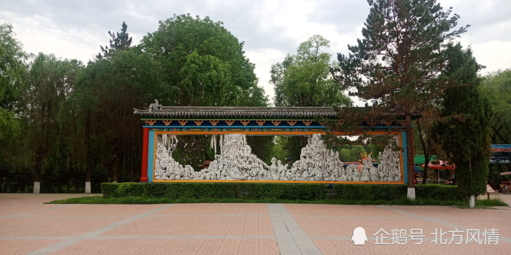黑龙江省双鸭山市北秀公园北门