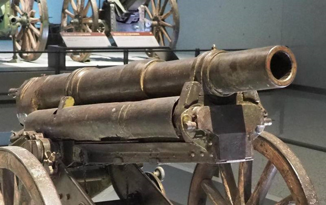 法国施耐德m1906山炮世界上第一种炮管前冲的火炮