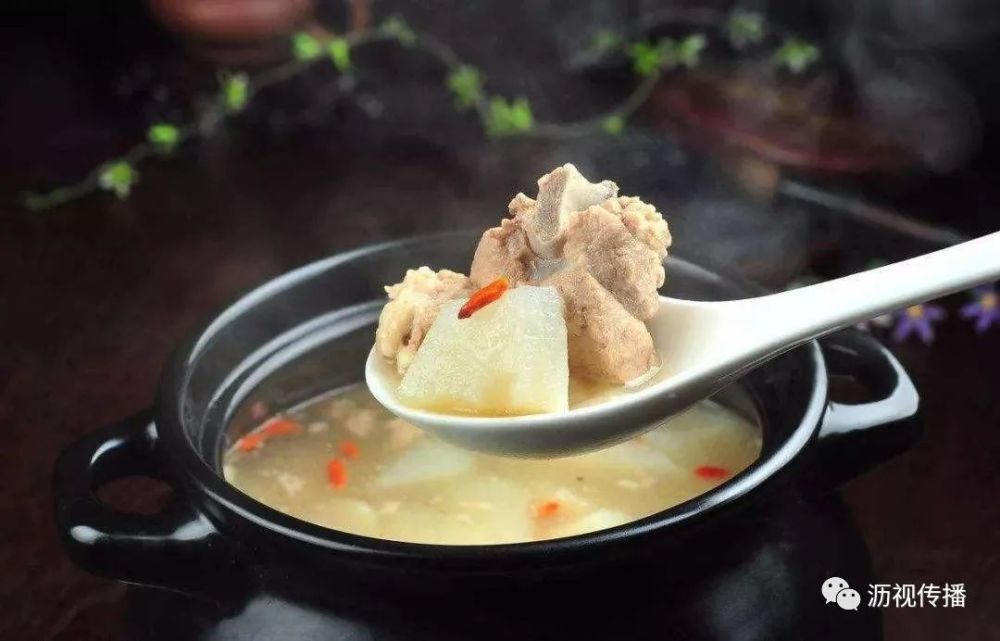 小暑养生：饮食要清淡心情要平静