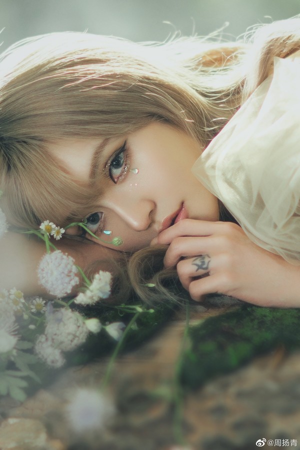 金晨、宋茜、吴宣仪的泪痣妆来啦，美不哭你算我输……