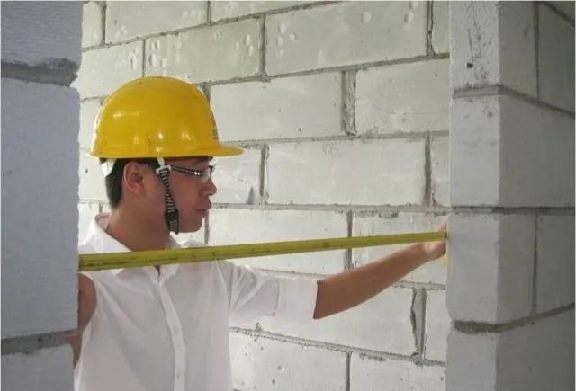 实测实量怎么做?这三家一线建企手把手给你"交底!