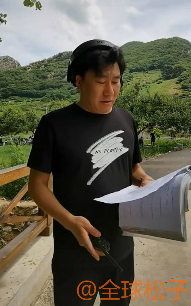 "皮长山"没被封杀,谢广坤拍视频透露孟令宇担任《乡13》导演
