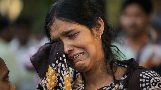 印度"无子宫"妇女村现状让人心疼,含泪摘除子宫,游客看着心酸