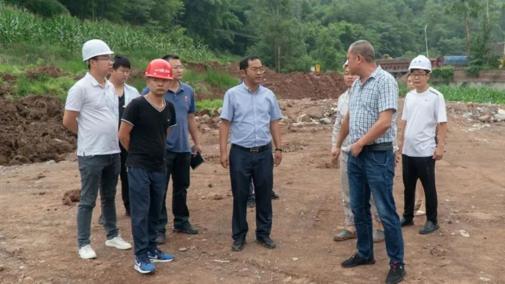 袁兵赴始阳镇调研重点项目建设情况