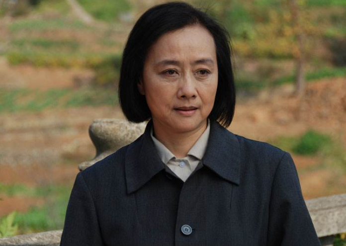 老戏骨嫁给著名演员金鑫结婚38年恩爱至今儿子还是著名导演