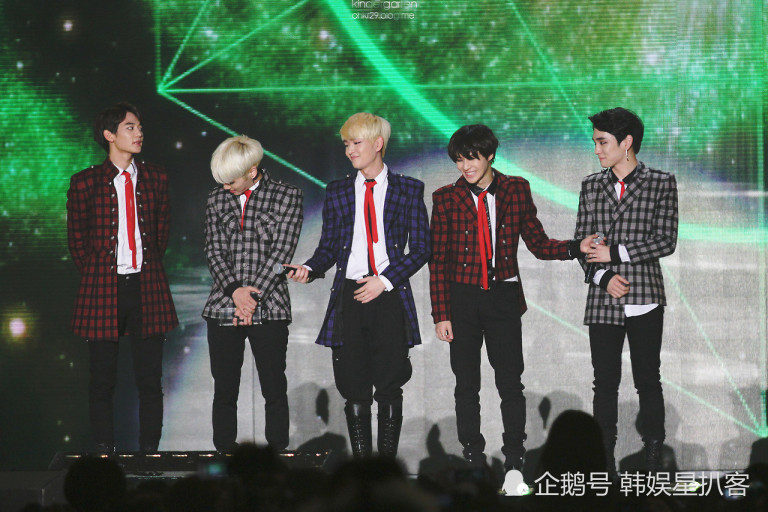 shinee泰民因练舞时手腕骨折推迟回归,温流将在休假结束后直接退伍