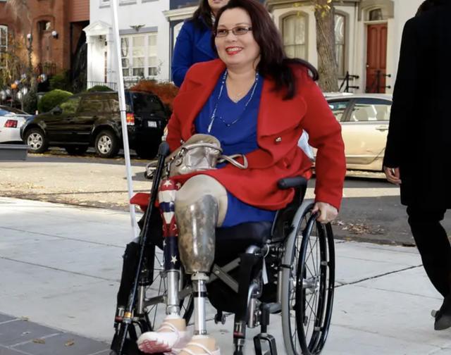 kevin duckworth,KEVIN 塔米·达克沃思(tammy duckworth)