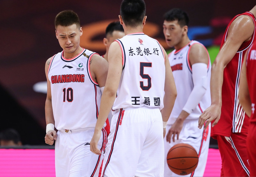 7月9号cba排名与综述:辽宁大胜江苏,广东,八一,深圳险胜