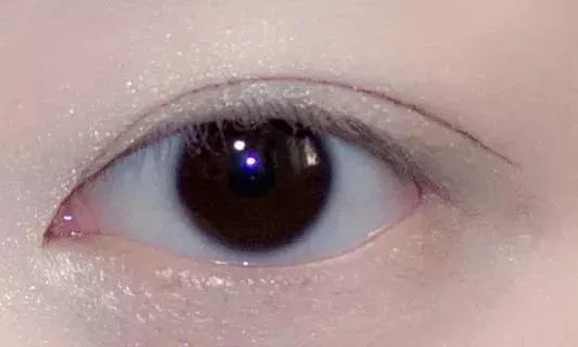 一张漂亮的脸绝对少不了一双美丽的大眼萌！