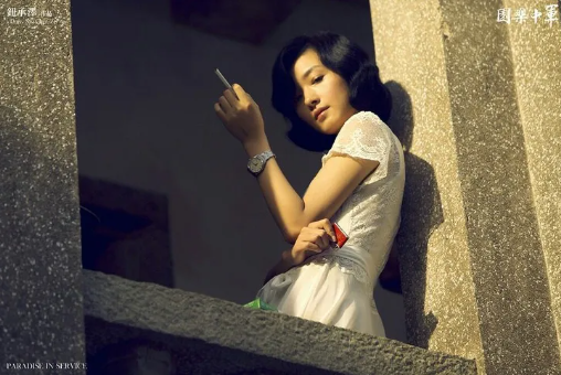 这个夏天，画一个和【姐姐们】一样的活力妆，不被定义的30+
