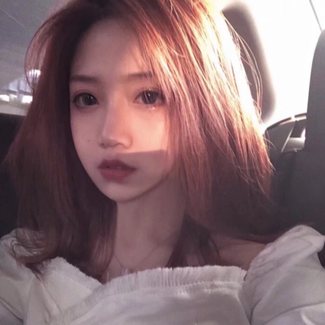 惊艳气质女头·可爱俏皮朋友圈文案