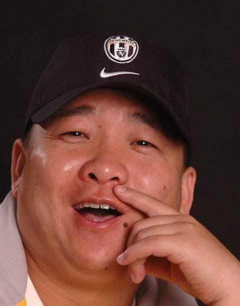 "戏弄"李咏,爆红后拒绝赵本山,东北笑星孙小宝到底有何本事?
