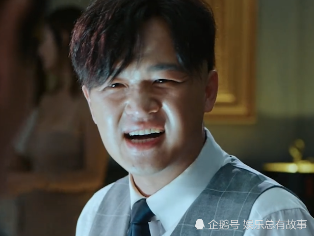 大人物赵泰请投资人吃火锅时谁注意墙上写了什么太讽刺了
