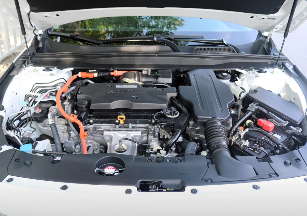 油电混动汽车,真是省油不省钱?来算一笔账,不要忽视了它的二手价