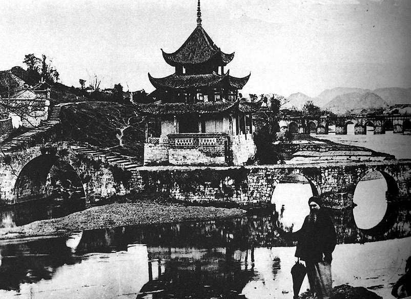 "年仅20岁的王阿从领导起义军一路上势如破竹,一呼百应,起义十分顺利