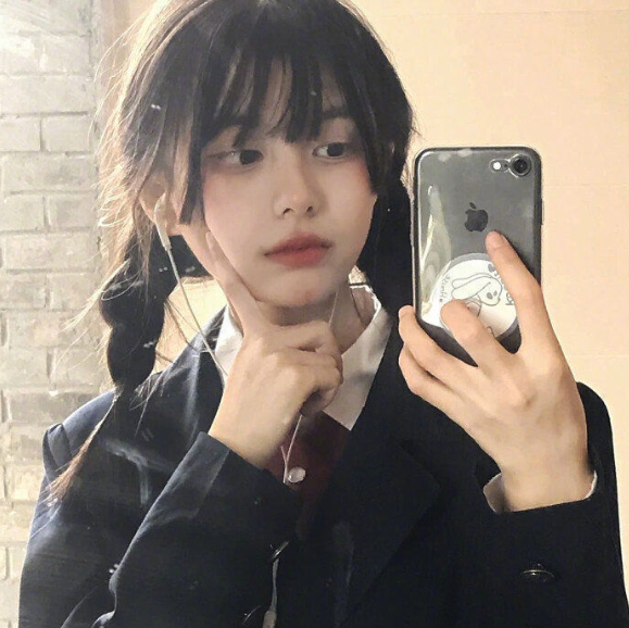 脸上有这4个优点的女生，天生就是美人坯子，中一条颜值都不差！