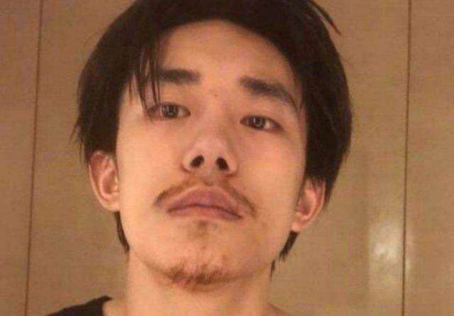 有种"颜值"叫男星留胡子,王俊凯沧桑,蔡徐坤邋遢,看到