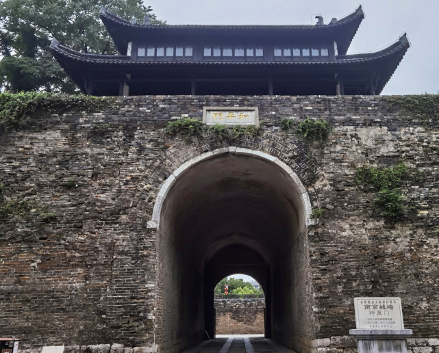 南京这座城门,被称为门闩,是明代城门中保存最完整的