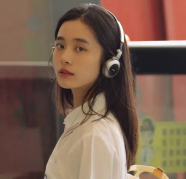 女生跟你