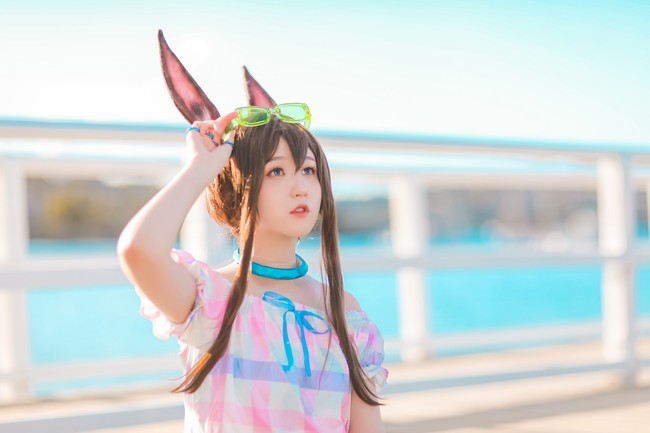 《明日方舟》阿米娅泳装cosplay正片,多图预警!