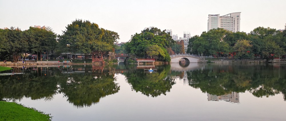 广州荔湾湖公园风光