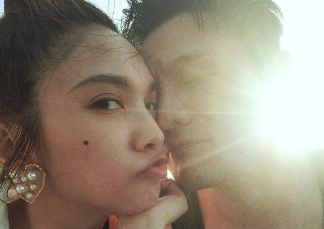 杨丞琳为李荣浩庆生,结婚一年惨遭分居,5个帅气前男友终成历史