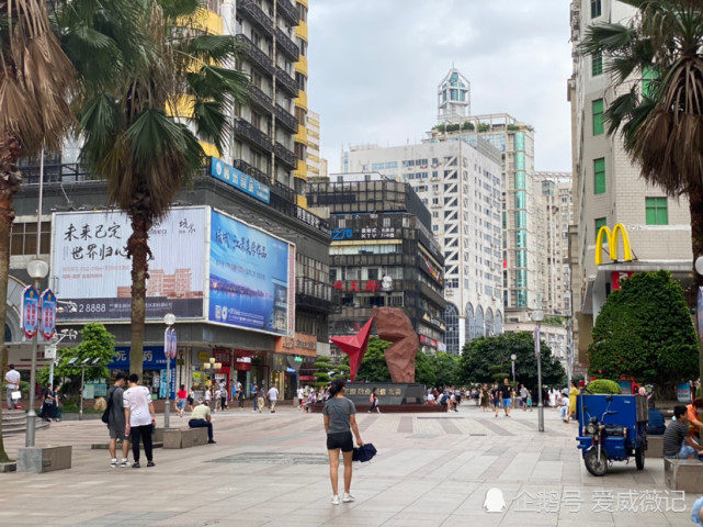 周末逛柳州五星街,又下雨,还是熟悉的味道吗?