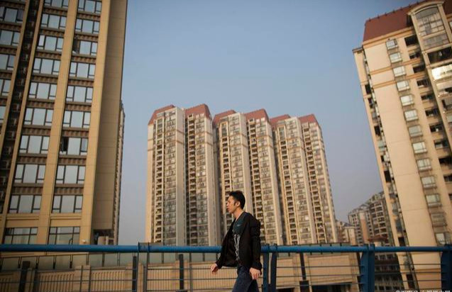 房贷100万元，贷款30年，利息91万元，现在是否应该买房？