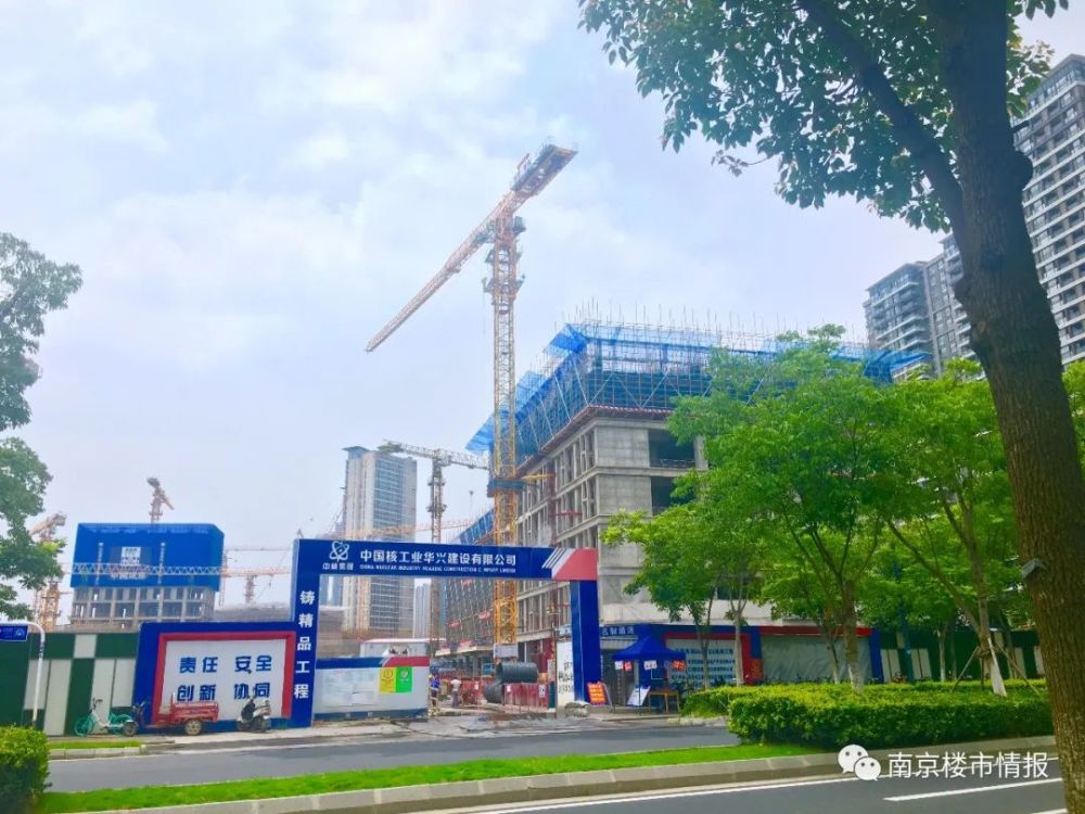 业主内心的痛！南京这里房价6万/㎡，却连个商场都没有