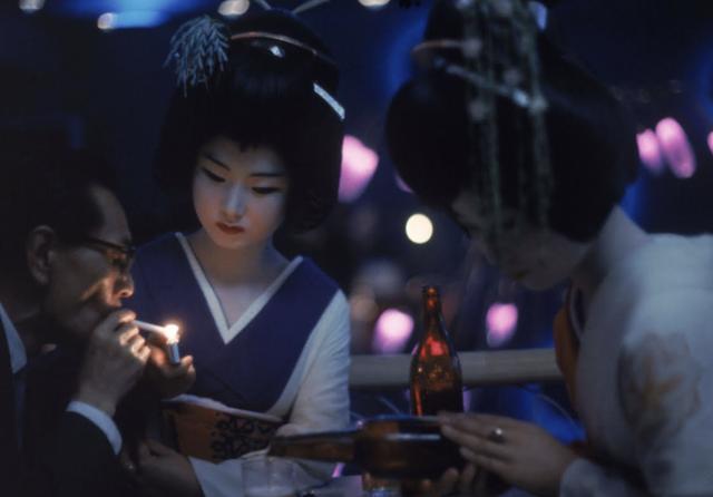 高房价下，中国单身成年人高达2.4亿！需警惕日本低欲望现象重演