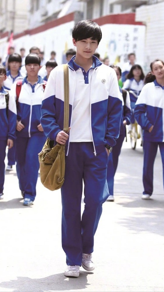 "国民校草"李易峰