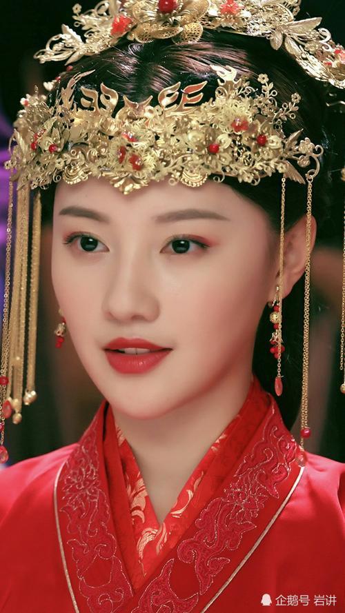 这件事虽然让大家认识了一个叫做王鹤润的演员,但是我认识了一个不