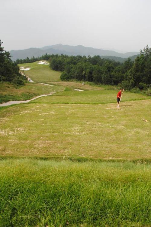 贵州独山县借贷400亿兴建多个项目，然而几乎全部烂尾