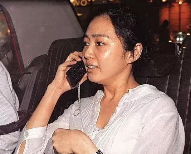 朱丽倩虽被刘德华"雪藏"23年,但华嫂年轻时和现在气质都一流!
