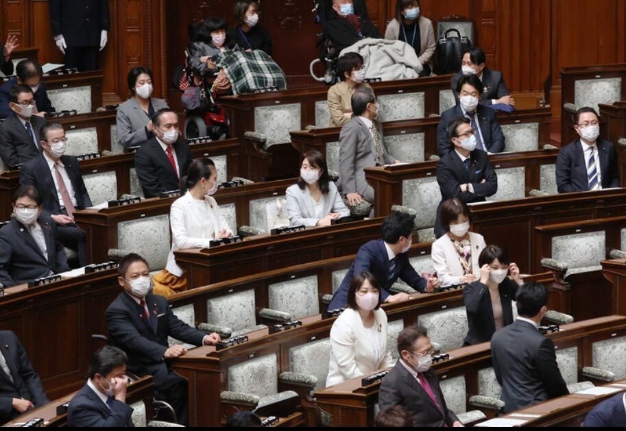 日本反腐风云搅动政局 战后首次逮捕起诉法务大臣 首相接班人难产 591资讯