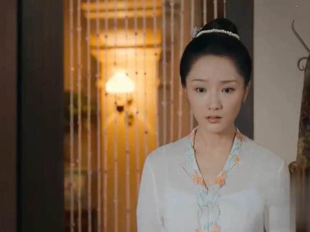 央视热播《小娘惹》花絮曝光!女主拍戏泡海里,水太脏