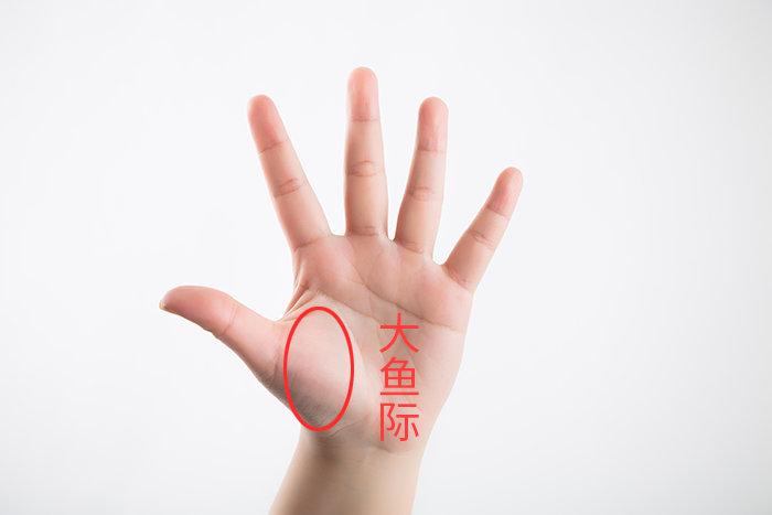 身体出现1紫、2弱、3多，心脏可能出问题了！3个养心法则，让心脏更健康