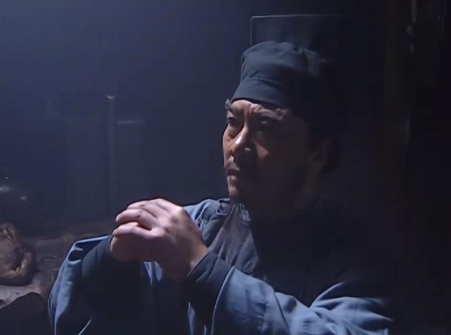 武松对付蒋门神之前,为何先要喝得烂醉如泥?不喝醉会输得很惨